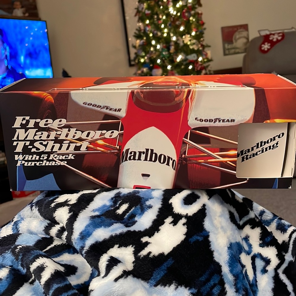 Vintage Marlboro 1995 Team Penske Racing T-shirt
